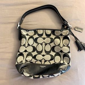 Coach Classic Design